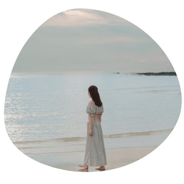 Frau am Meer Marinela Seelenkraft